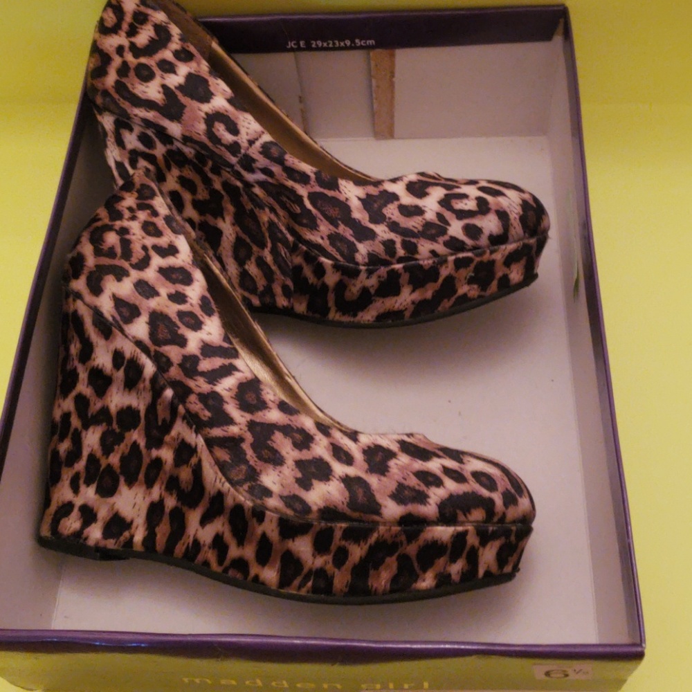 wedges - Picture 4 of 4